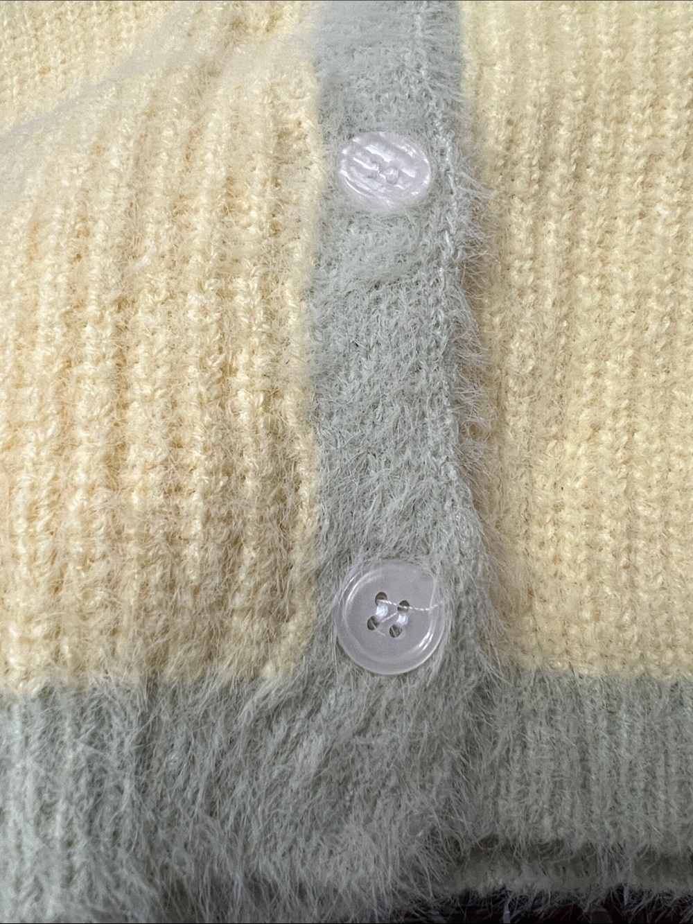 Fuzzy Yellow Green Trim Cropped V‑Neck Button Cardigan - Picture 9 of 9
